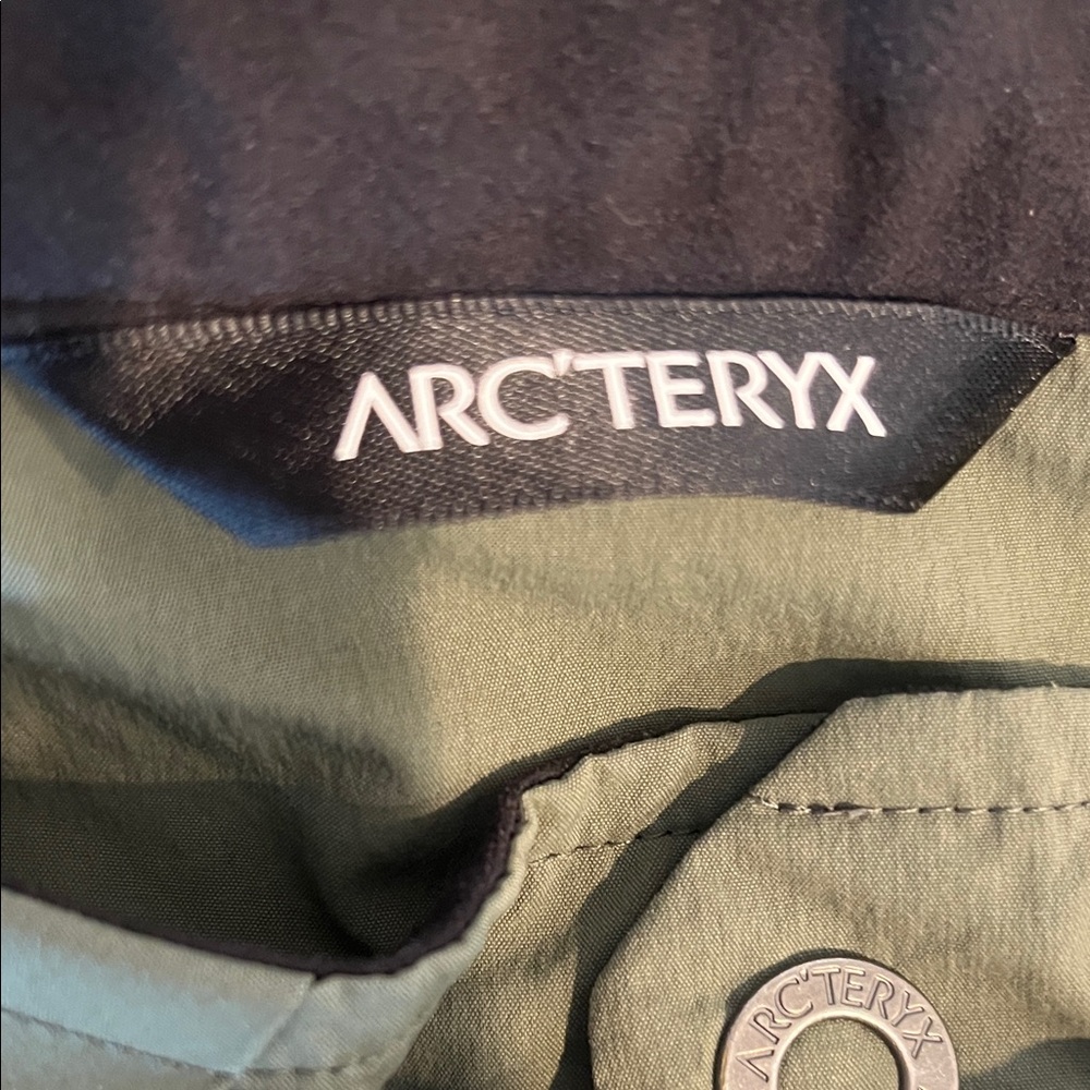 Arc'teryx GAMMA lightweight shorts 9" in Tatsu size 36 - Picture 2 of 12